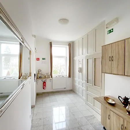 Katrca アパート *