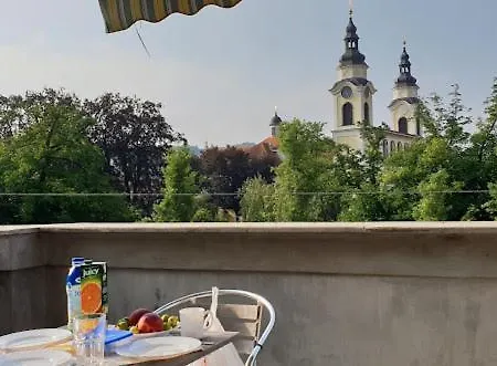 Apartament Katrca