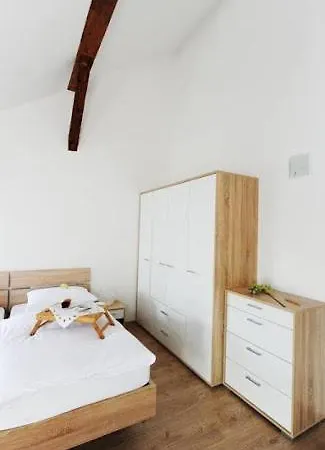 Katrca Apartment Ljubljana