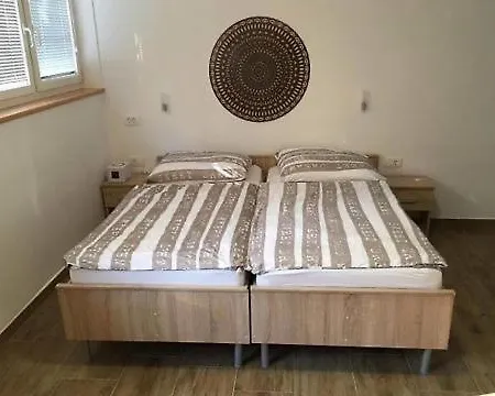 Apartment Katrca *