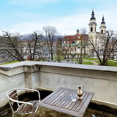 Katrca * Ljubljana