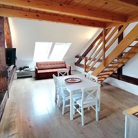 Apartment Katrca *